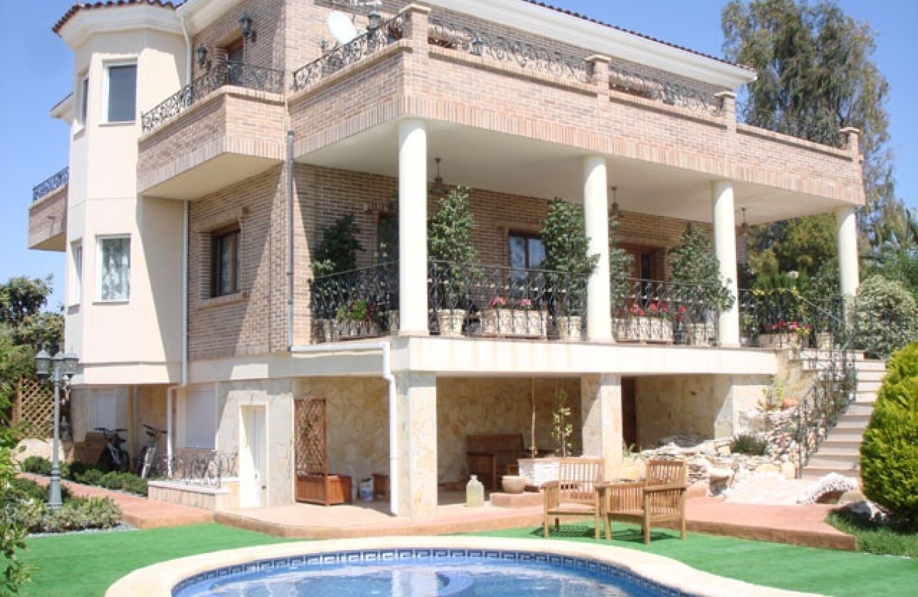 Herverkoop - Vrijstaande Villa -
Ciudad Quesada - Rojales - Ciudad Quesada