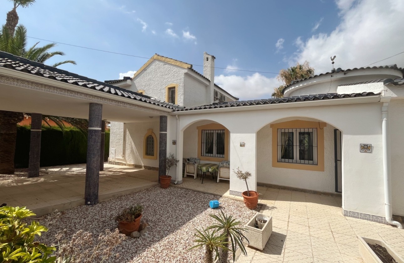 Herverkoop - Vrijstaande villa -
Ciudad Quesada - Rojales - Ciudad Quesada