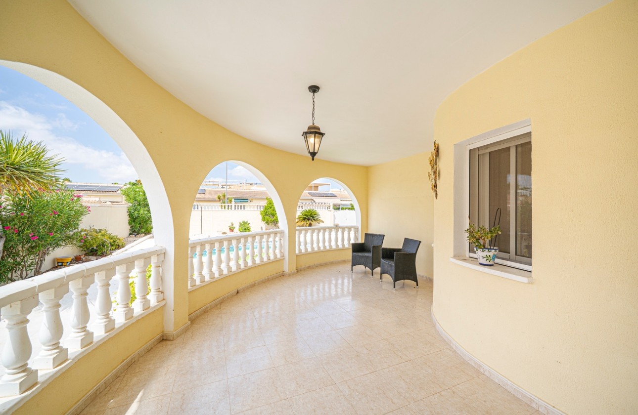 Herverkoop - Vrijstaande Villa -
Ciudad Quesada - Rojales - Ciudad Quesada