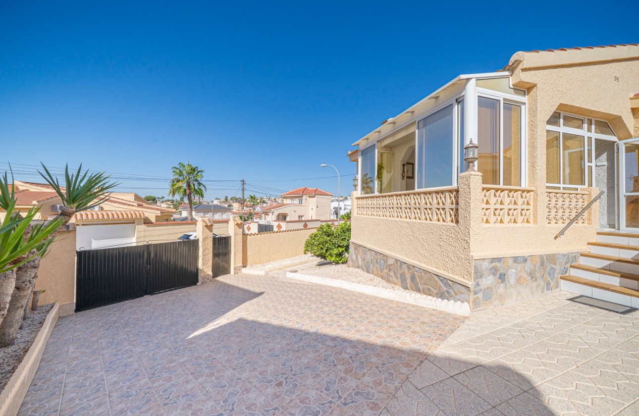 Herverkoop - Vrijstaande Villa -
Ciudad Quesada - Rojales - Ciudad Quesada