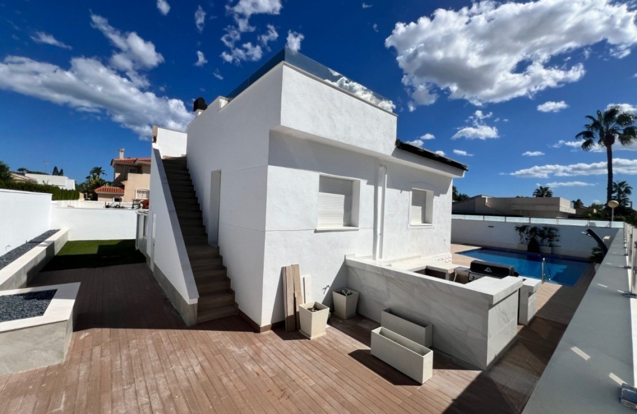 Herverkoop - Vrijstaande Villa -
Ciudad Quesada - Rojales - Ciudad Quesada