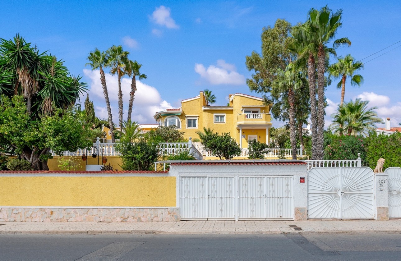 Herverkoop - Vrijstaande Villa -
Ciudad Quesada - Rojales - Ciudad Quesada