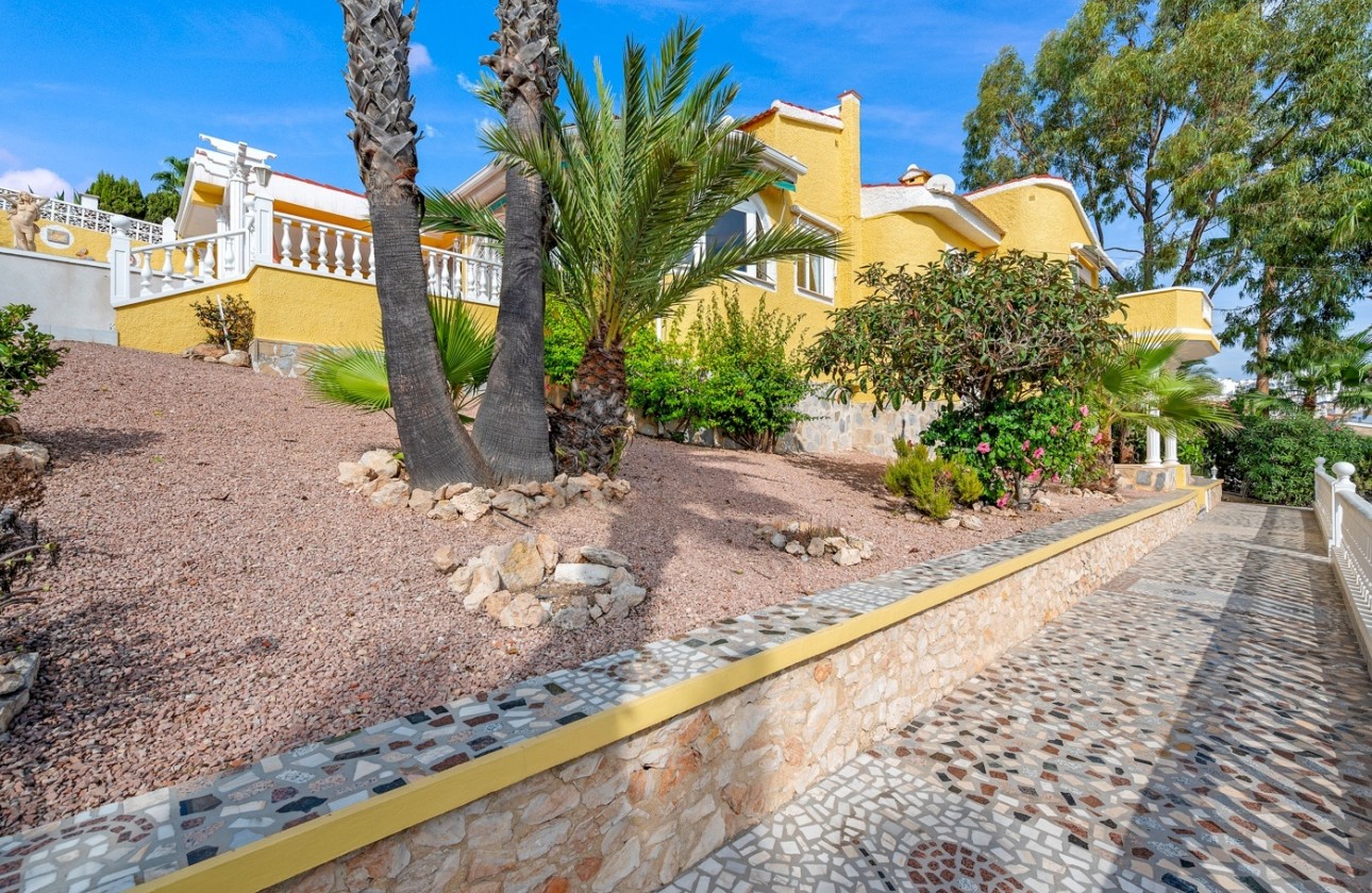 Herverkoop - Vrijstaande Villa -
Ciudad Quesada - Rojales - Ciudad Quesada