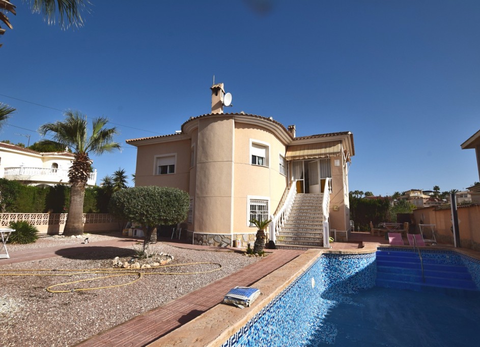 Herverkoop - Vrijstaande Villa -
Ciudad Quesada - Rojales - Ciudad Quesada