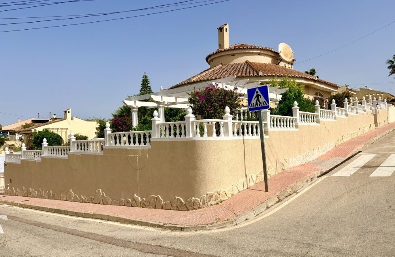 Herverkoop - Vrijstaande Villa -
Ciudad Quesada - Rojales - Costa Blanca