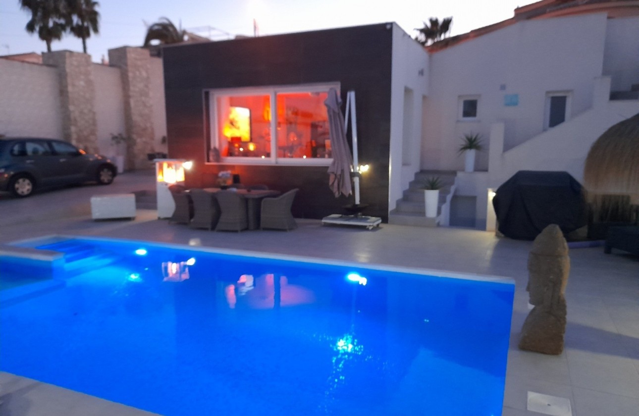 Herverkoop - Vrijstaande Villa -
Ciudad Quesada - Rojales - La Marquesa Golf