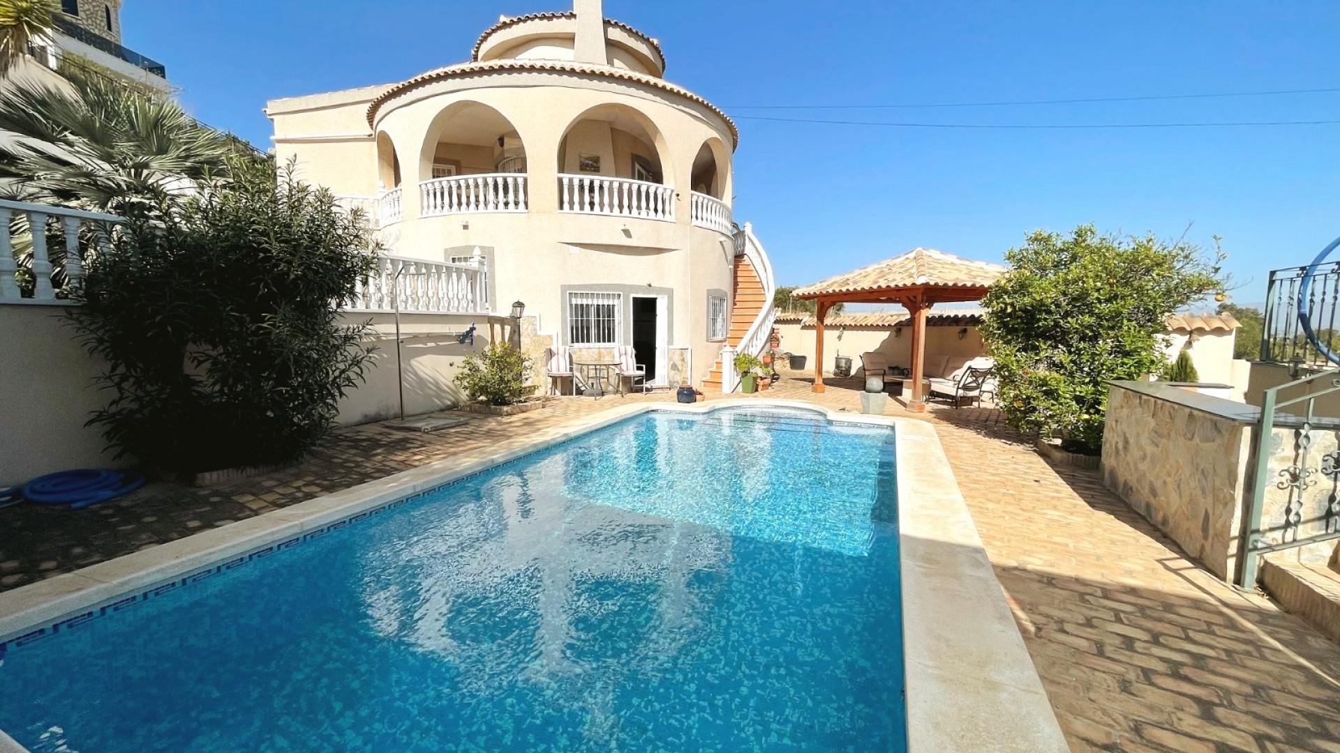 Herverkoop - Vrijstaande Villa -
Ciudad Quesada - Rojales - Upper Golf