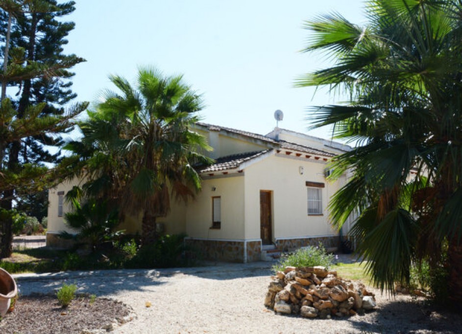 Herverkoop - Vrijstaande Villa -
Daya Vieja