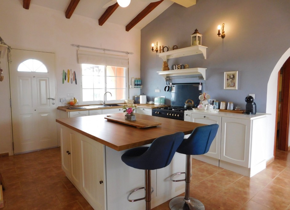 Herverkoop - Vrijstaande Villa -
Dolores