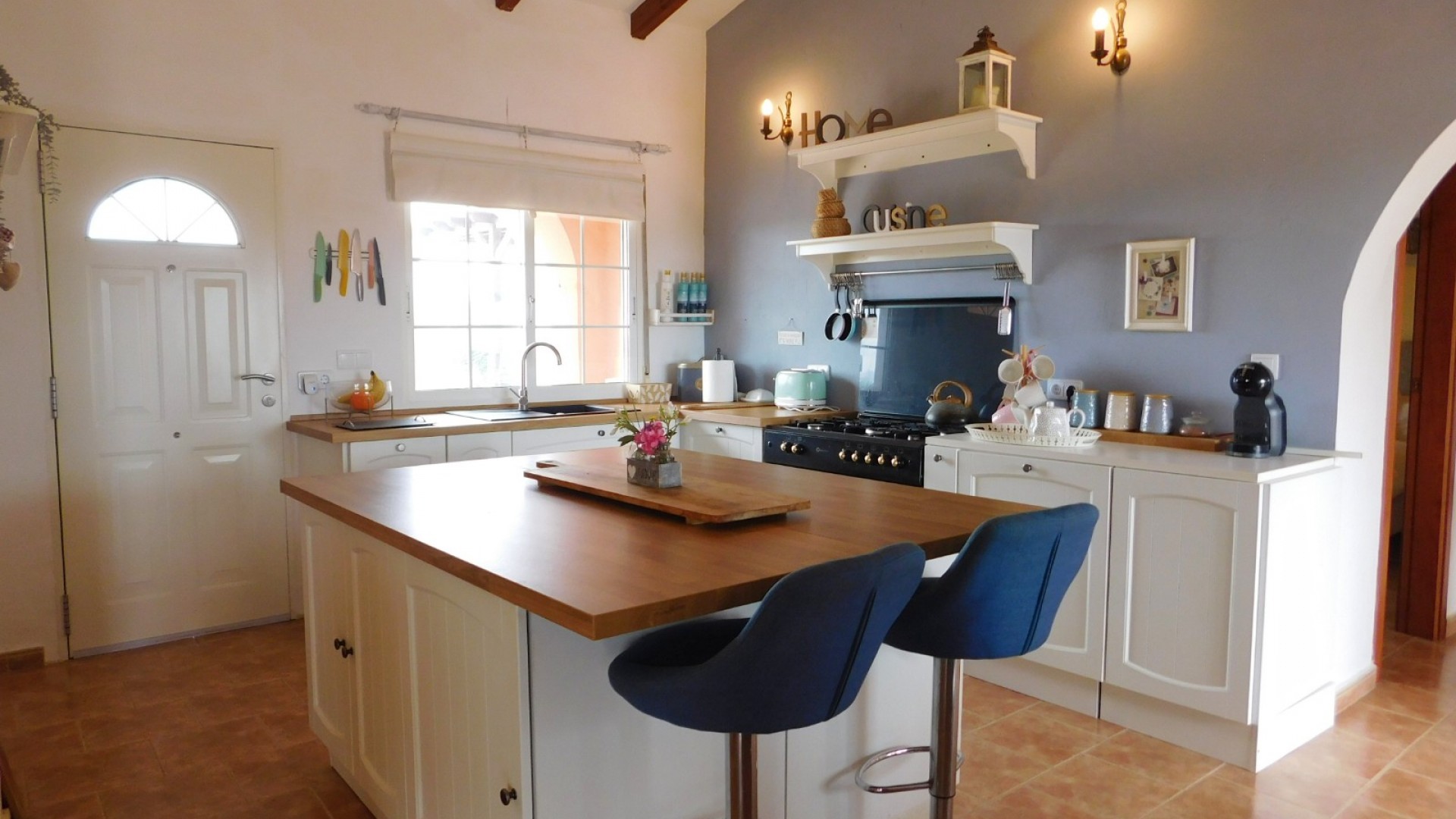 Herverkoop - Vrijstaande Villa -
Dolores