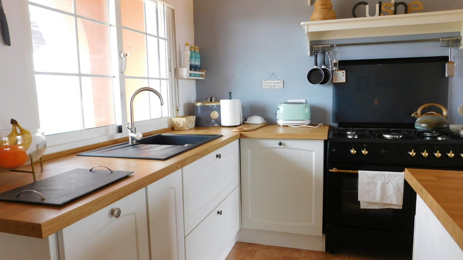 Herverkoop - Vrijstaande Villa -
Dolores