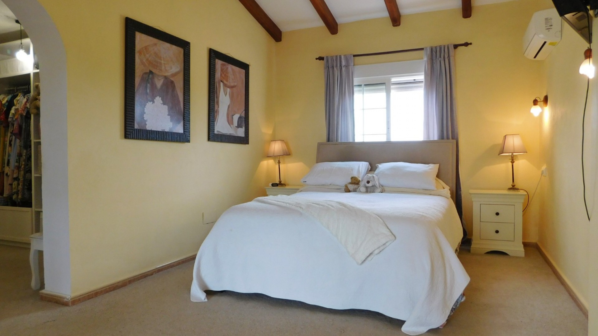 Herverkoop - Vrijstaande Villa -
Dolores