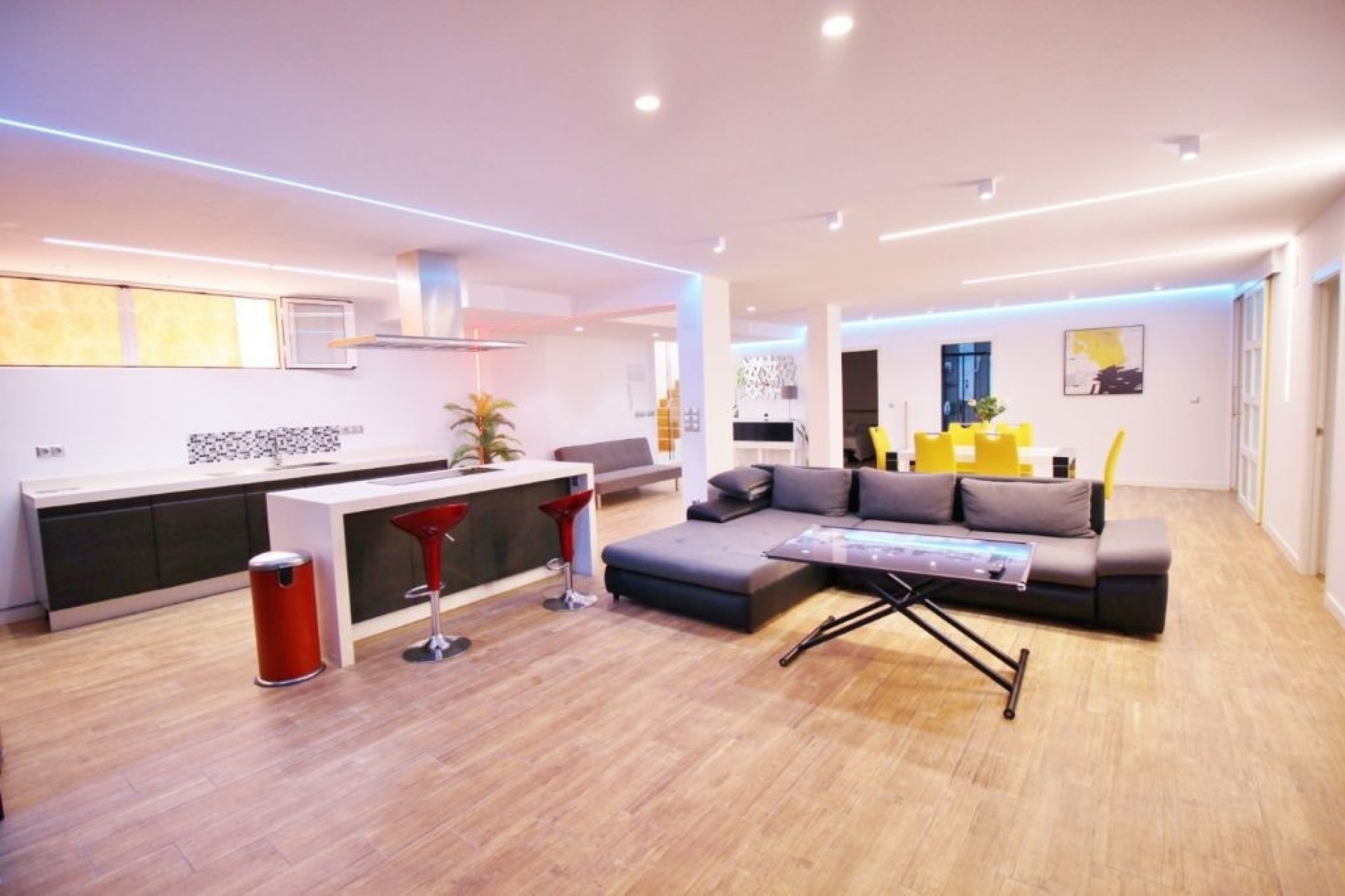 Herverkoop - Vrijstaande Villa -
El Campello