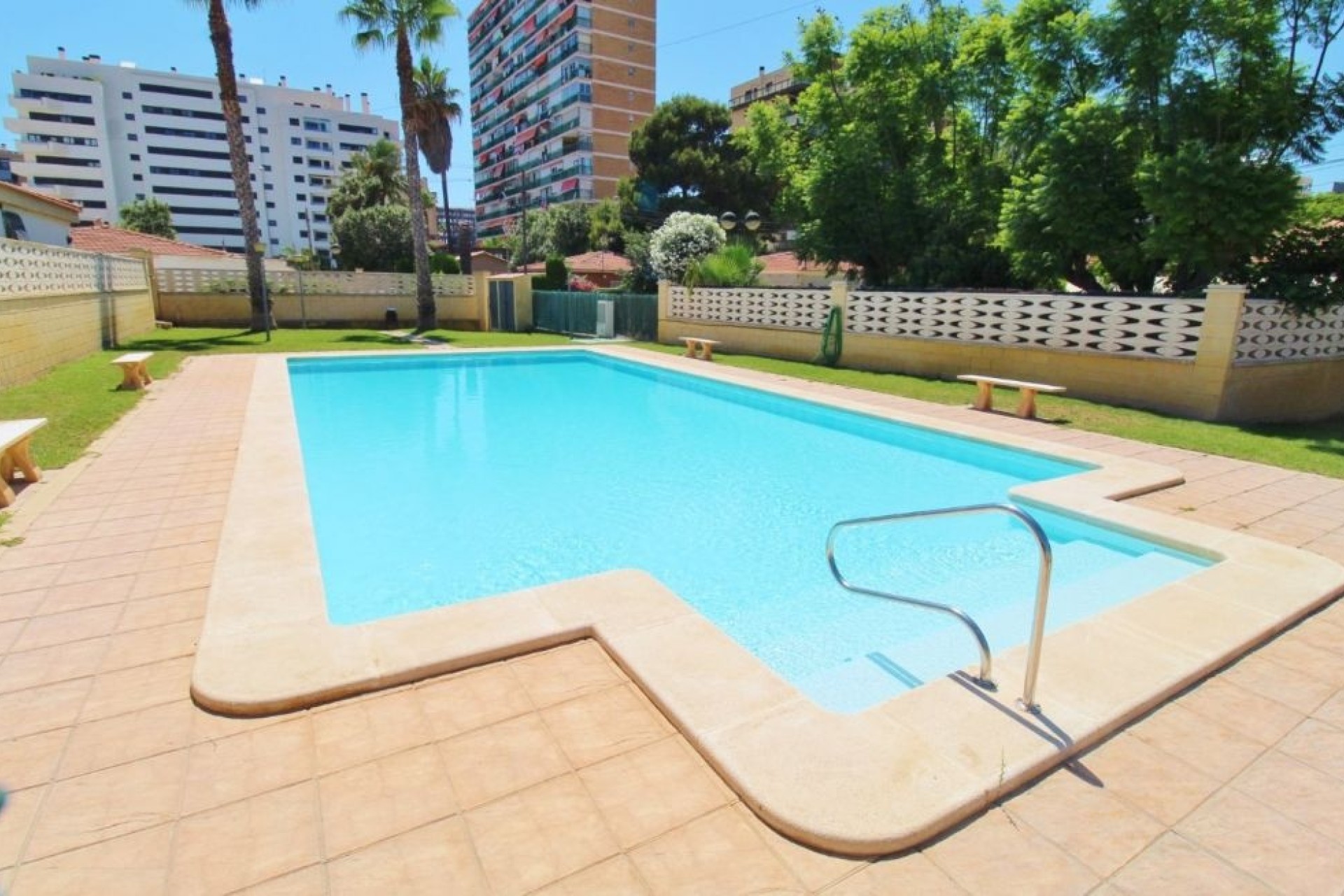 Herverkoop - Vrijstaande Villa -
El Campello