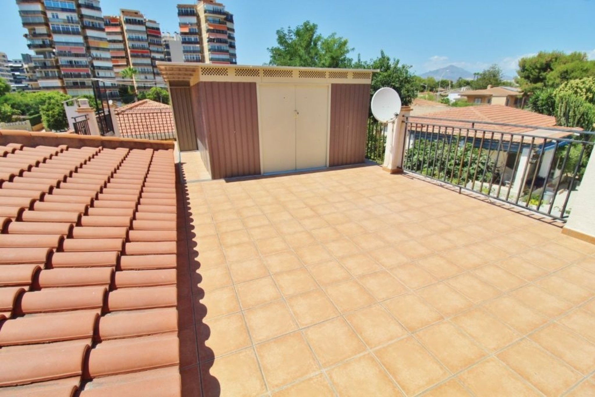 Herverkoop - Vrijstaande Villa -
El Campello