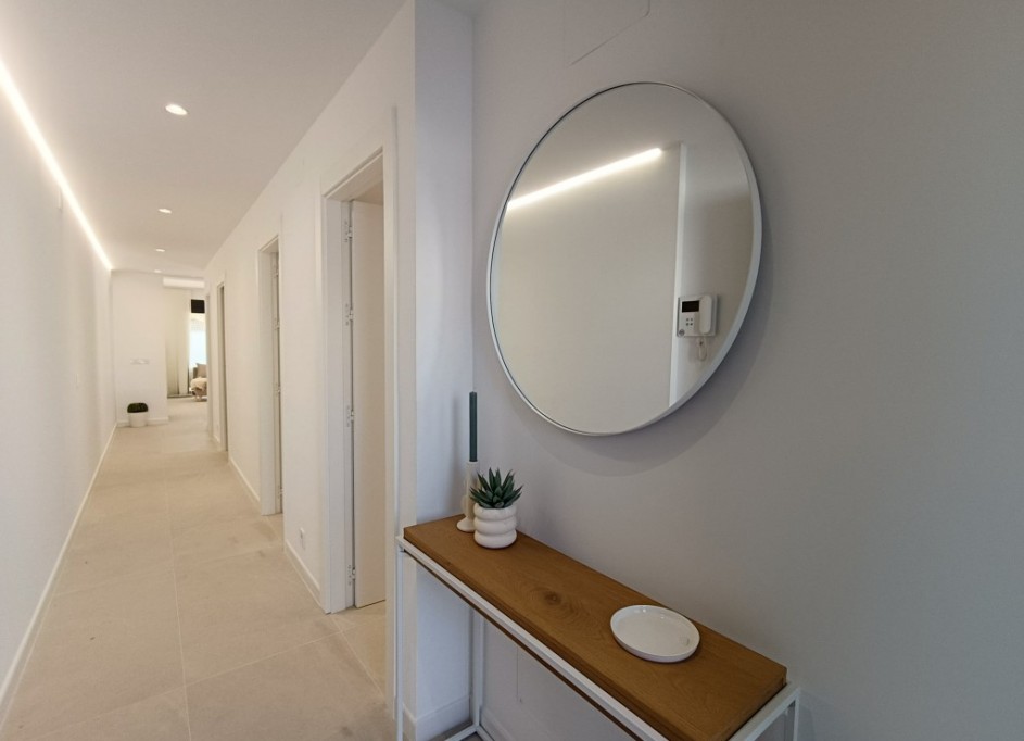 Herverkoop - Vrijstaande Villa -
El Chaparral