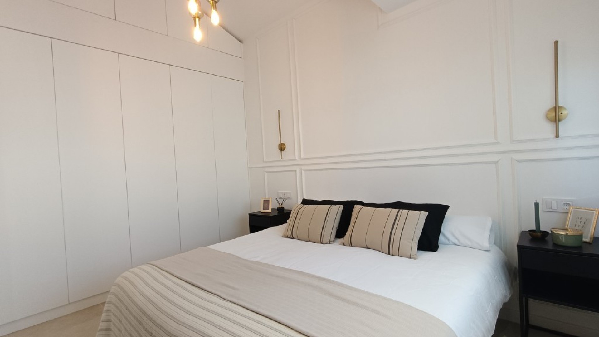 Herverkoop - Vrijstaande Villa -
El Chaparral