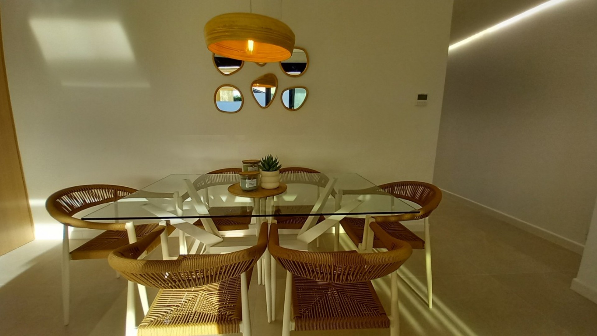 Herverkoop - Vrijstaande Villa -
El Chaparral