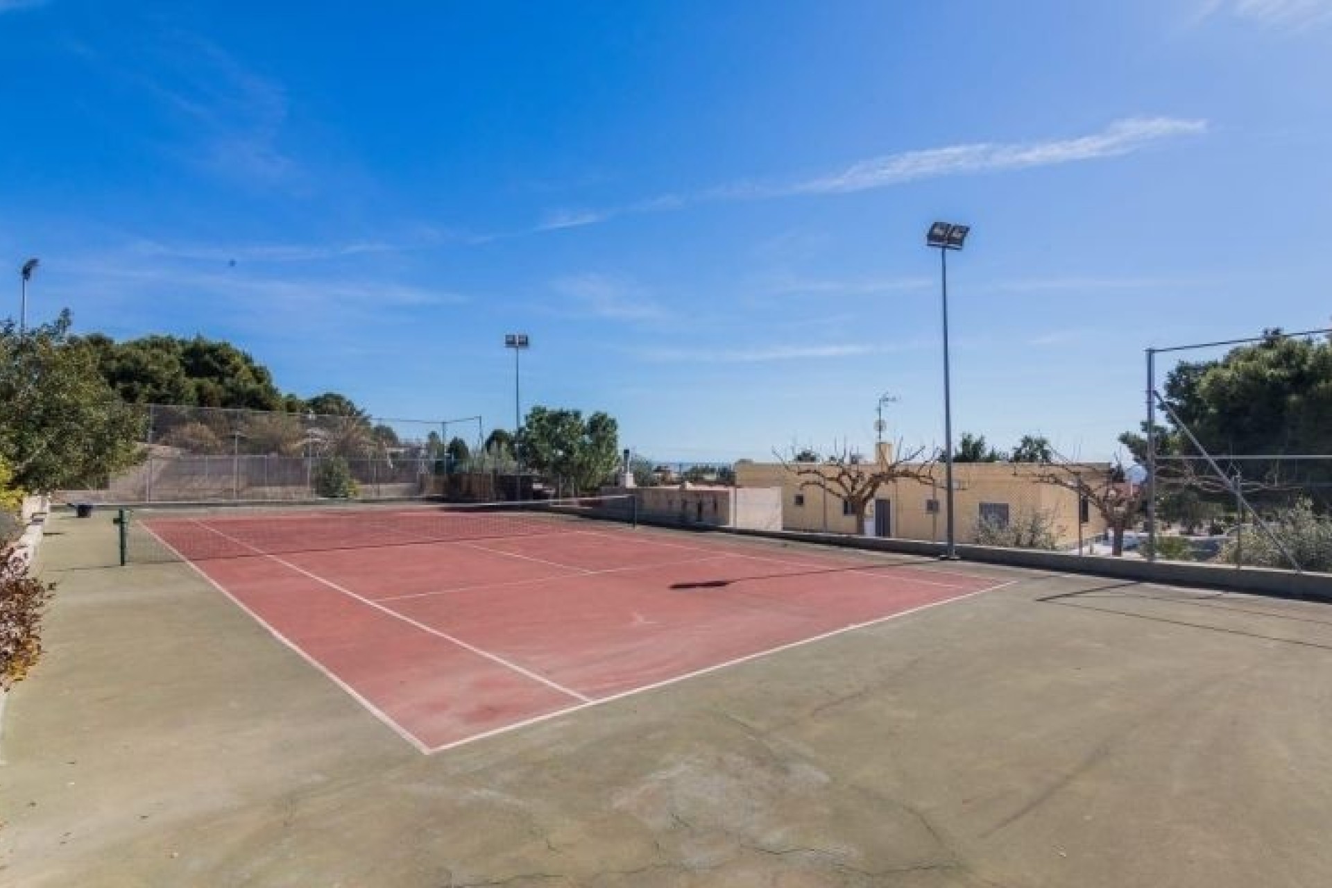 Herverkoop - Vrijstaande Villa -
Elche