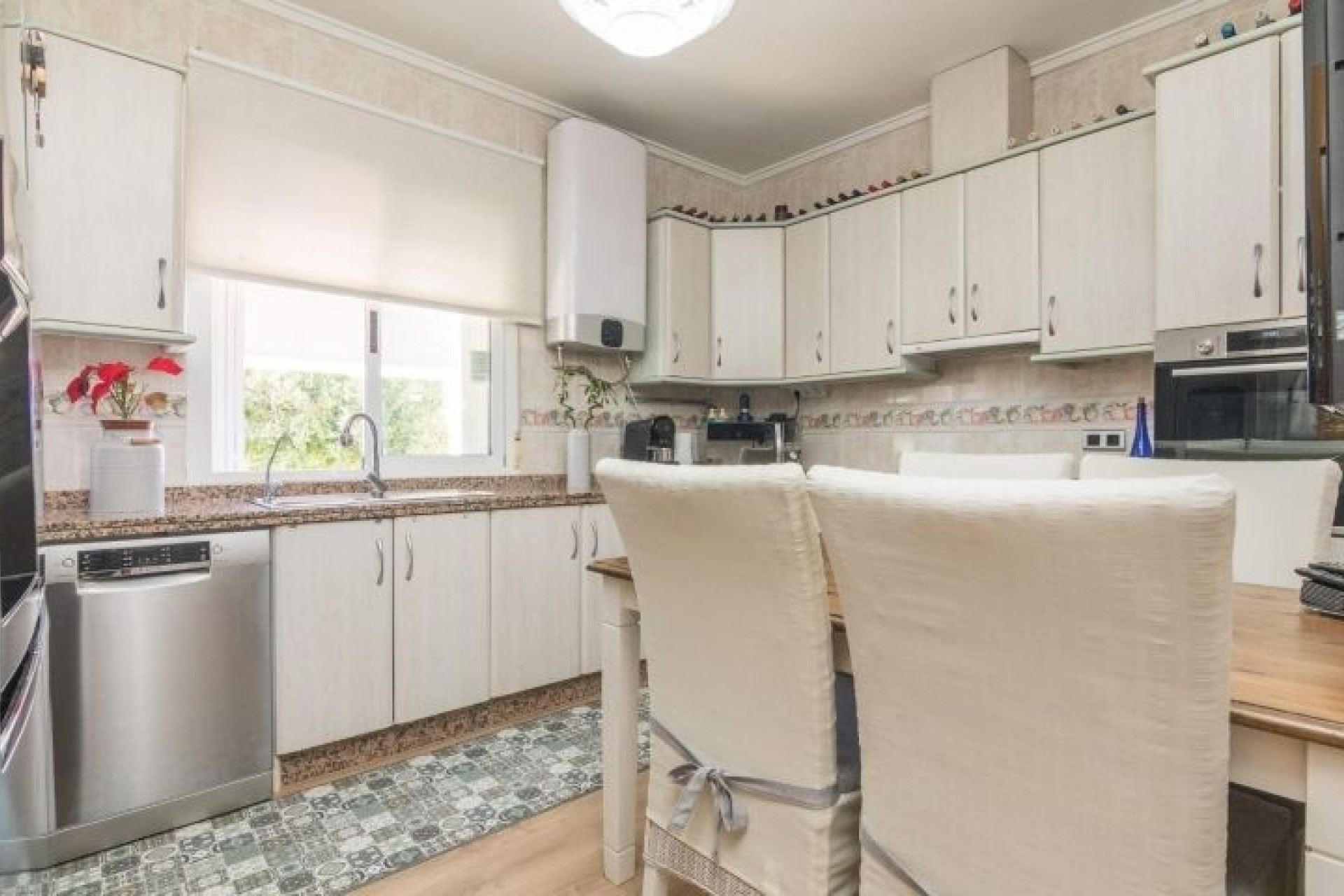 Herverkoop - Vrijstaande Villa -
Elche