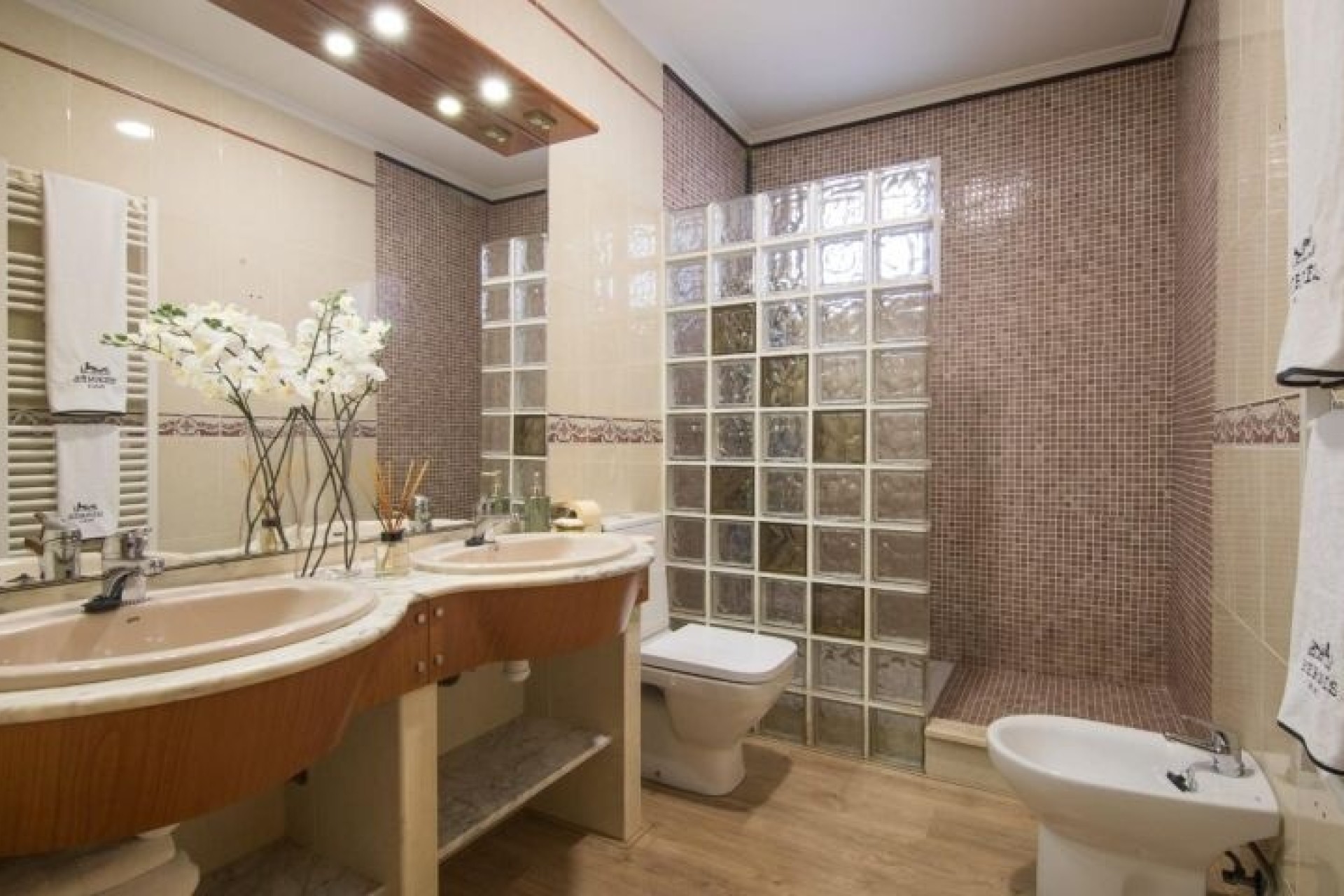 Herverkoop - Vrijstaande Villa -
Elche