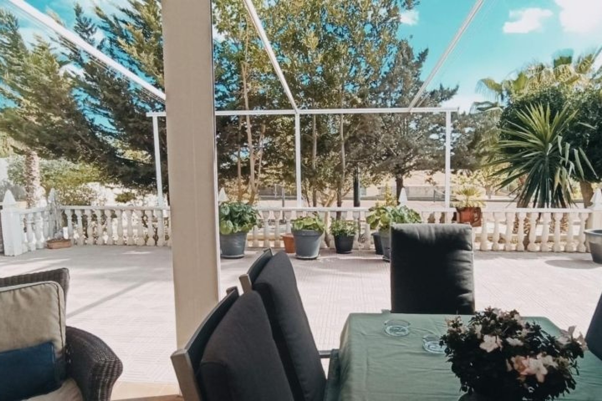 Herverkoop - Vrijstaande Villa -
Elche