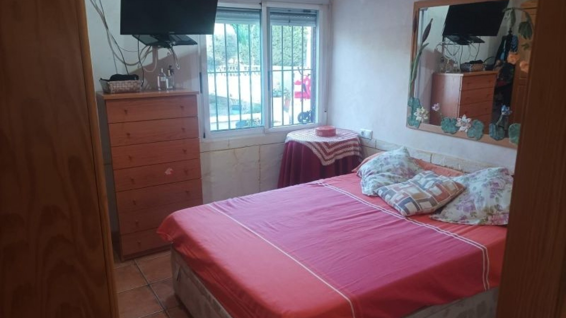 Herverkoop - Vrijstaande Villa -
Elche