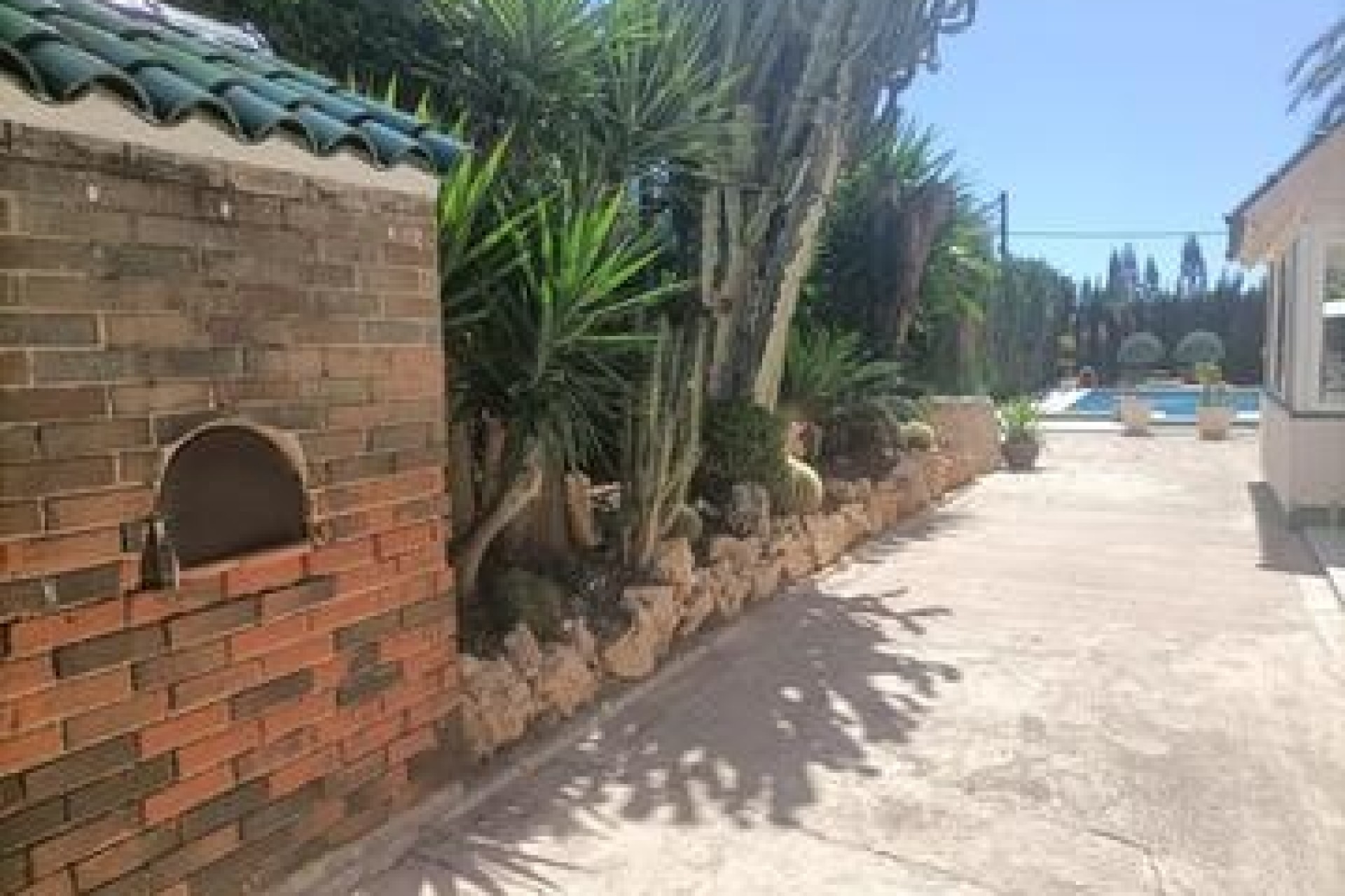 Herverkoop - Vrijstaande Villa -
Elche