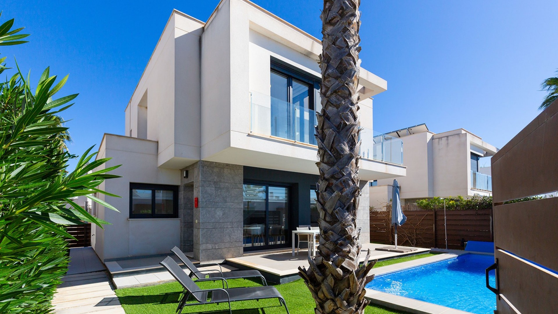 Herverkoop - Vrijstaande Villa -
Entre Naranjos - Vistabella Golf - Vistabella Golf