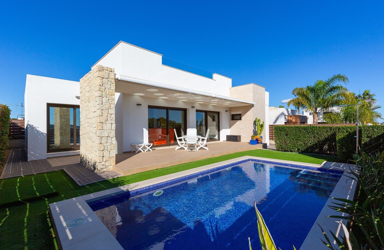 Herverkoop - Vrijstaande Villa -
Entre Naranjos - Vistabella Golf