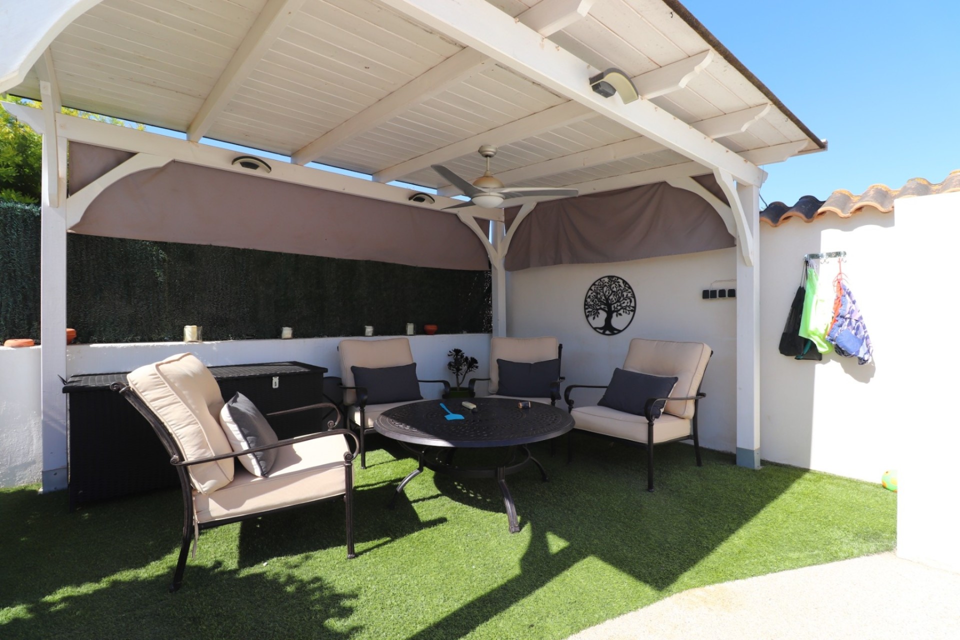 Herverkoop - Vrijstaande villa -
Formentera del Segura - Fincas de La Vega