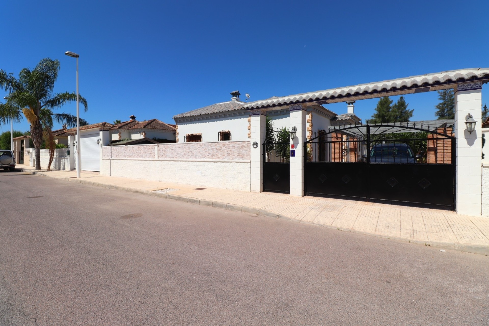 Herverkoop - Vrijstaande villa -
Formentera del Segura - Fincas de La Vega