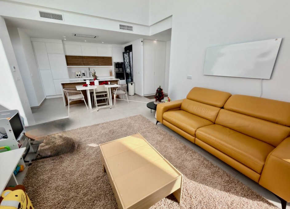 Herverkoop - Vrijstaande Villa -
Formentera del Segura - Formentera de Segura