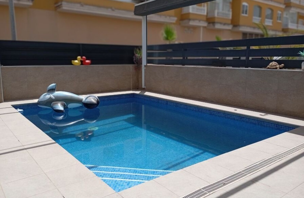 Herverkoop - Vrijstaande Villa -
Formentera del Segura - Formentera de Segura