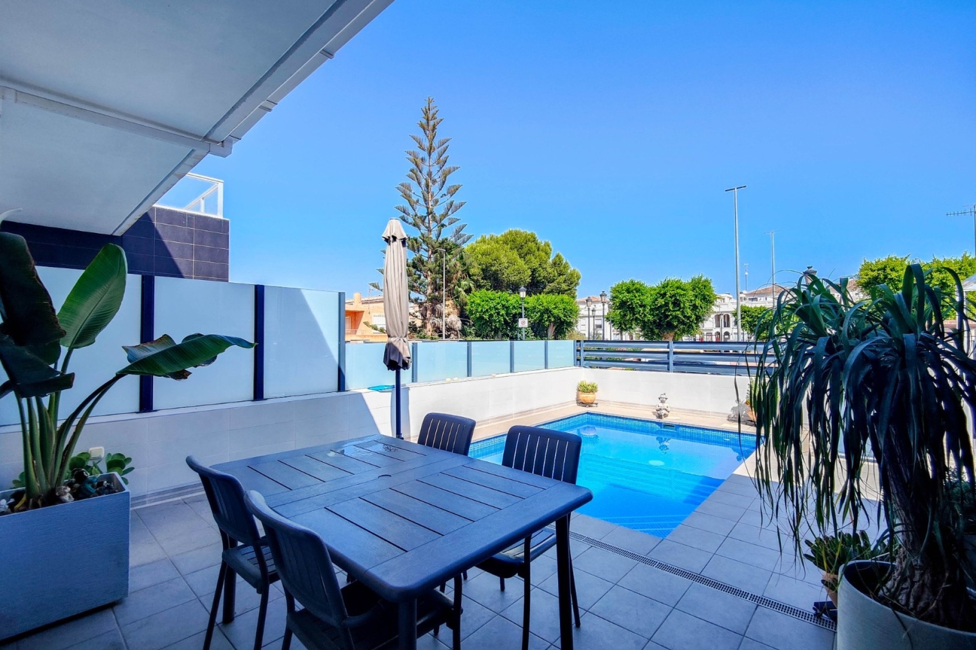 Herverkoop - Vrijstaande Villa -
Formentera del Segura - Formentera de Segura