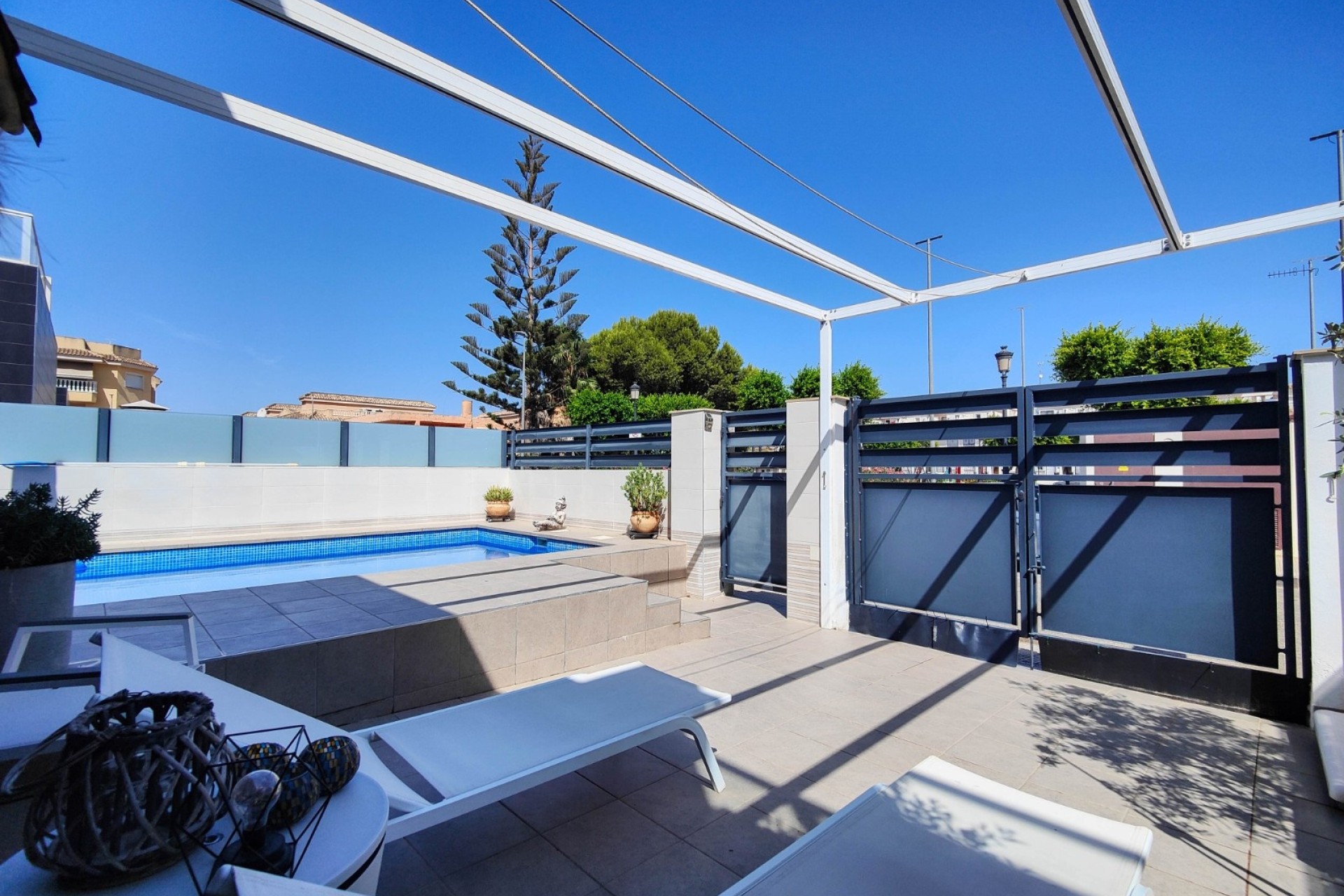 Herverkoop - Vrijstaande Villa -
Formentera del Segura - Formentera de Segura
