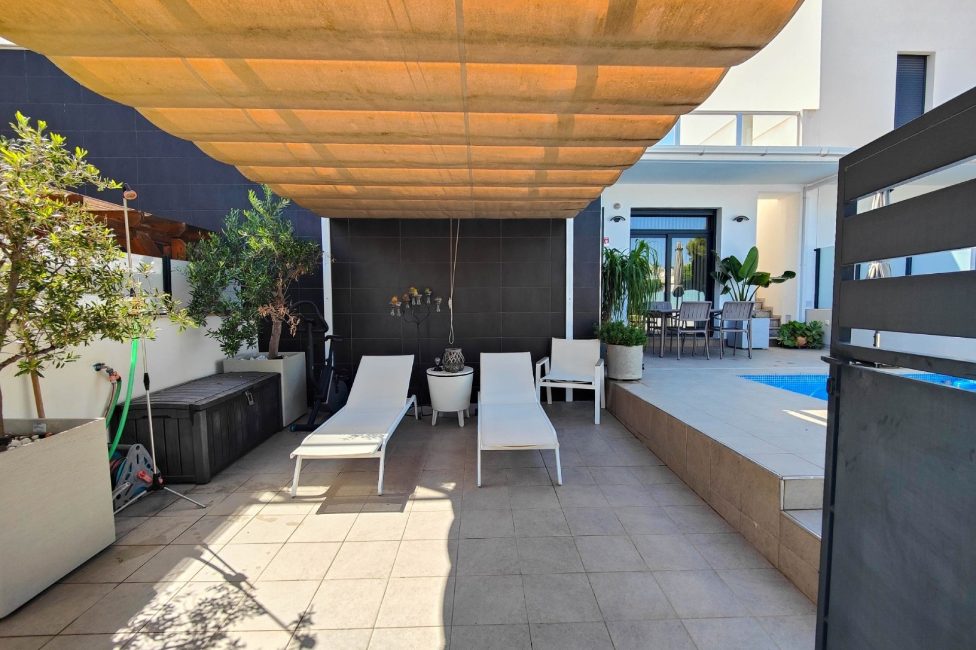 Herverkoop - Vrijstaande Villa -
Formentera del Segura - Formentera de Segura