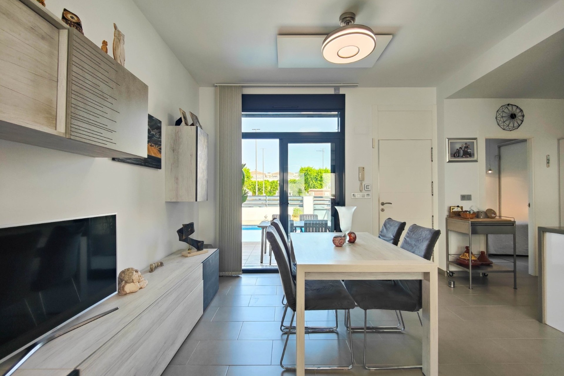 Herverkoop - Vrijstaande Villa -
Formentera del Segura - Formentera de Segura