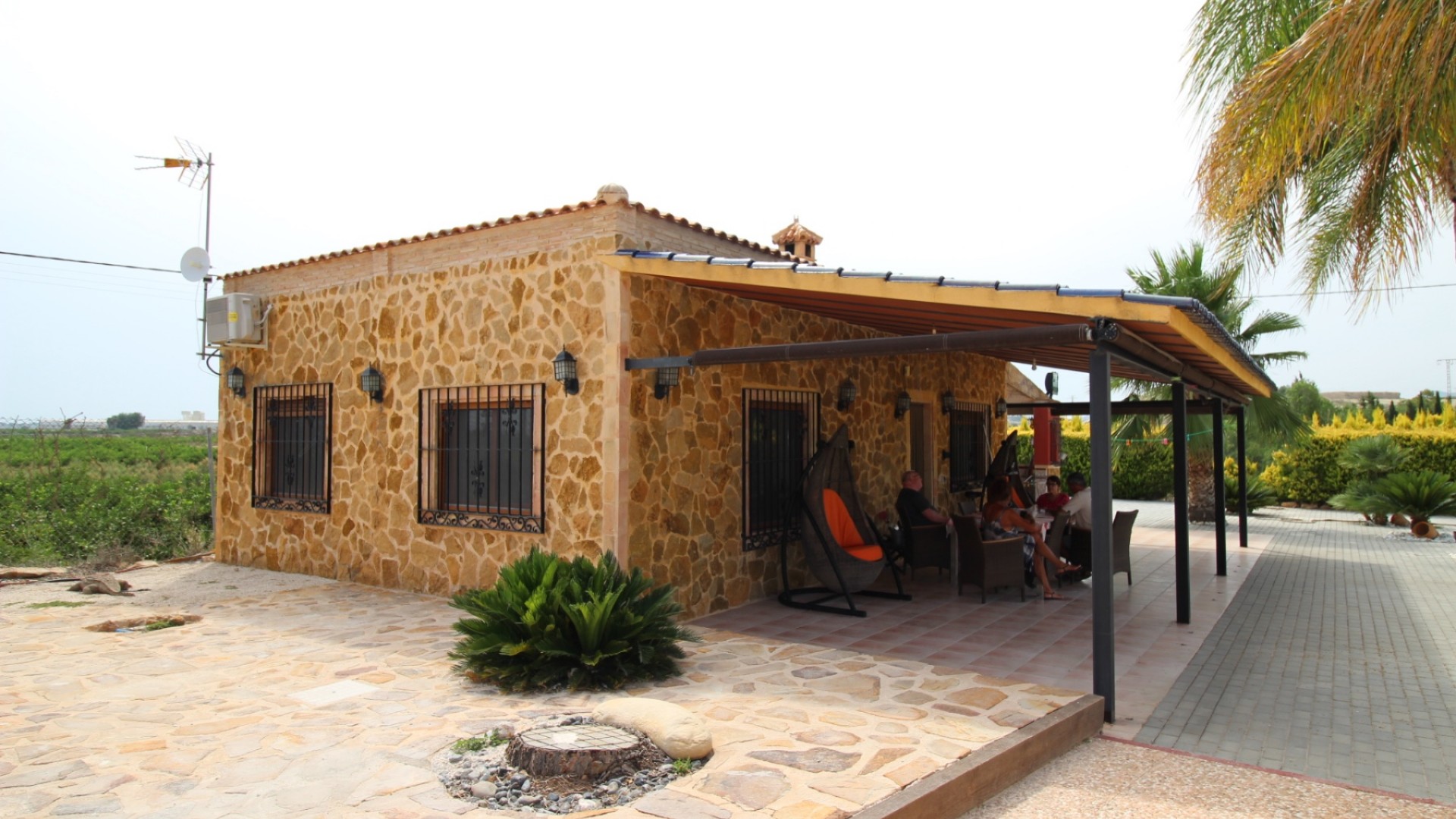 Herverkoop - Vrijstaande Villa -
Fortuna