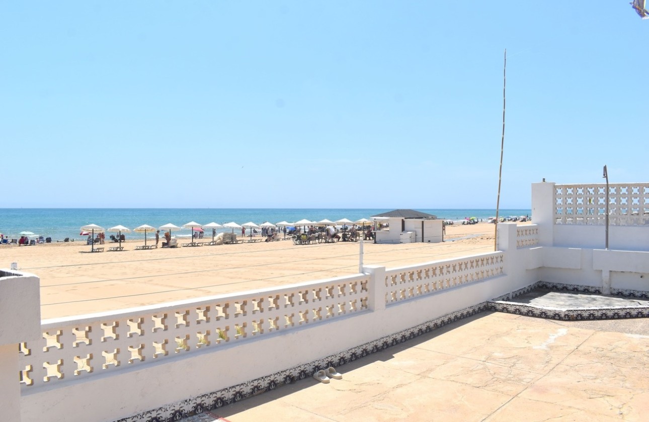 Herverkoop - Vrijstaande Villa -
Guardamar del Segura - Costa Blanca