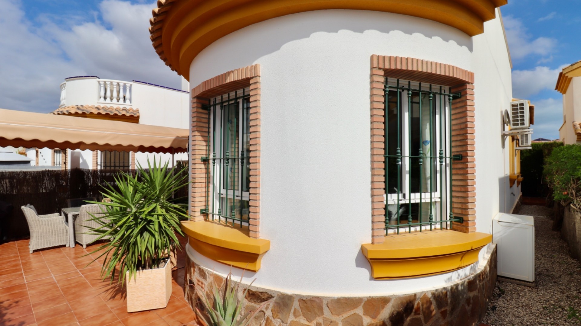 Herverkoop - Vrijstaande Villa -
Guardamar del Segura - El Raso