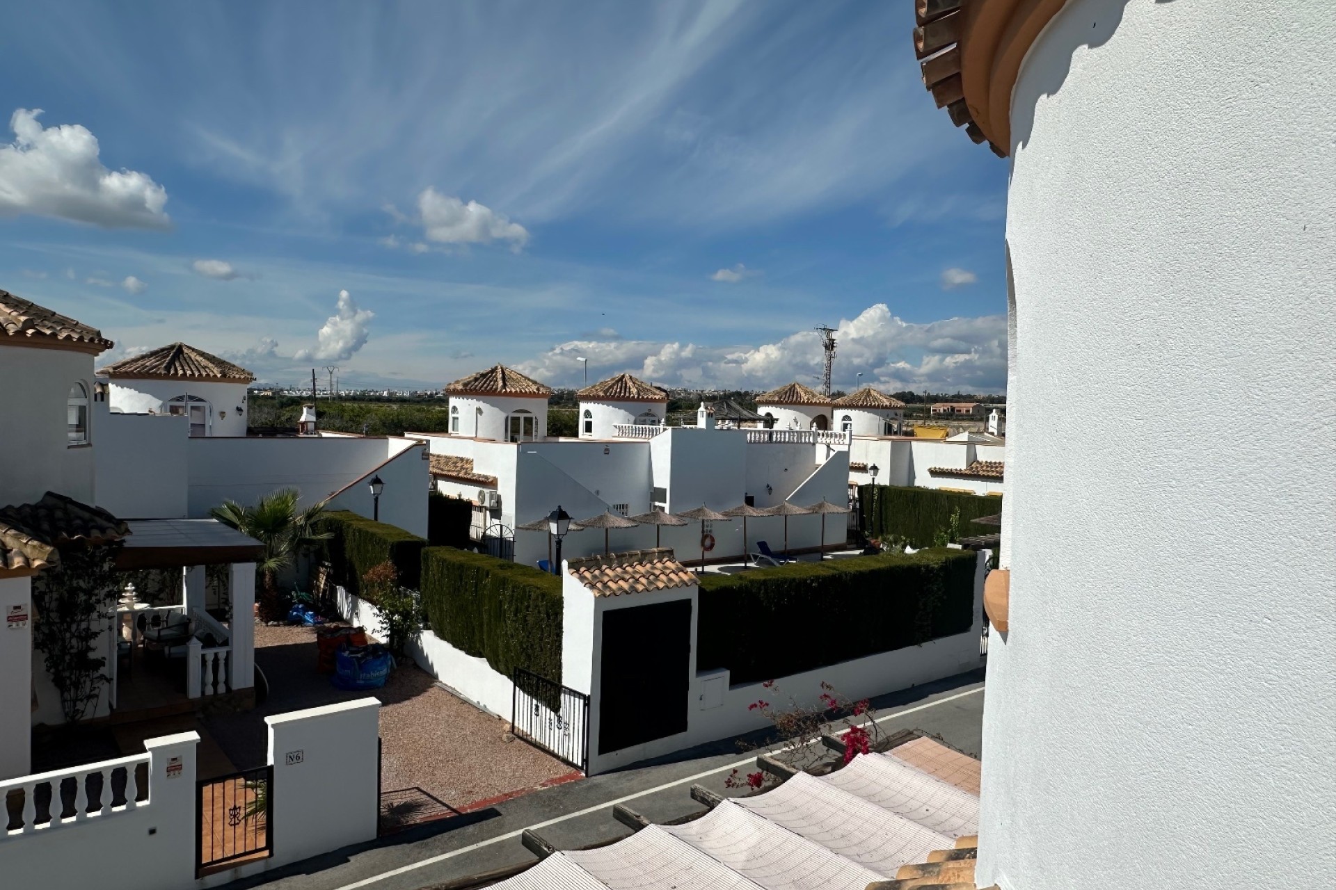 Herverkoop - Vrijstaande Villa -
Guardamar del Segura - El Raso