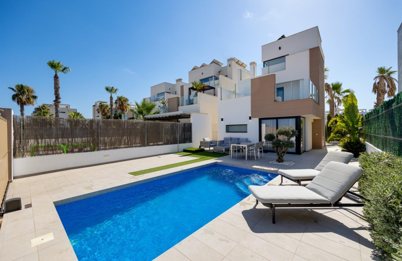 Herverkoop - Vrijstaande Villa -
Guardamar del Segura - El Raso