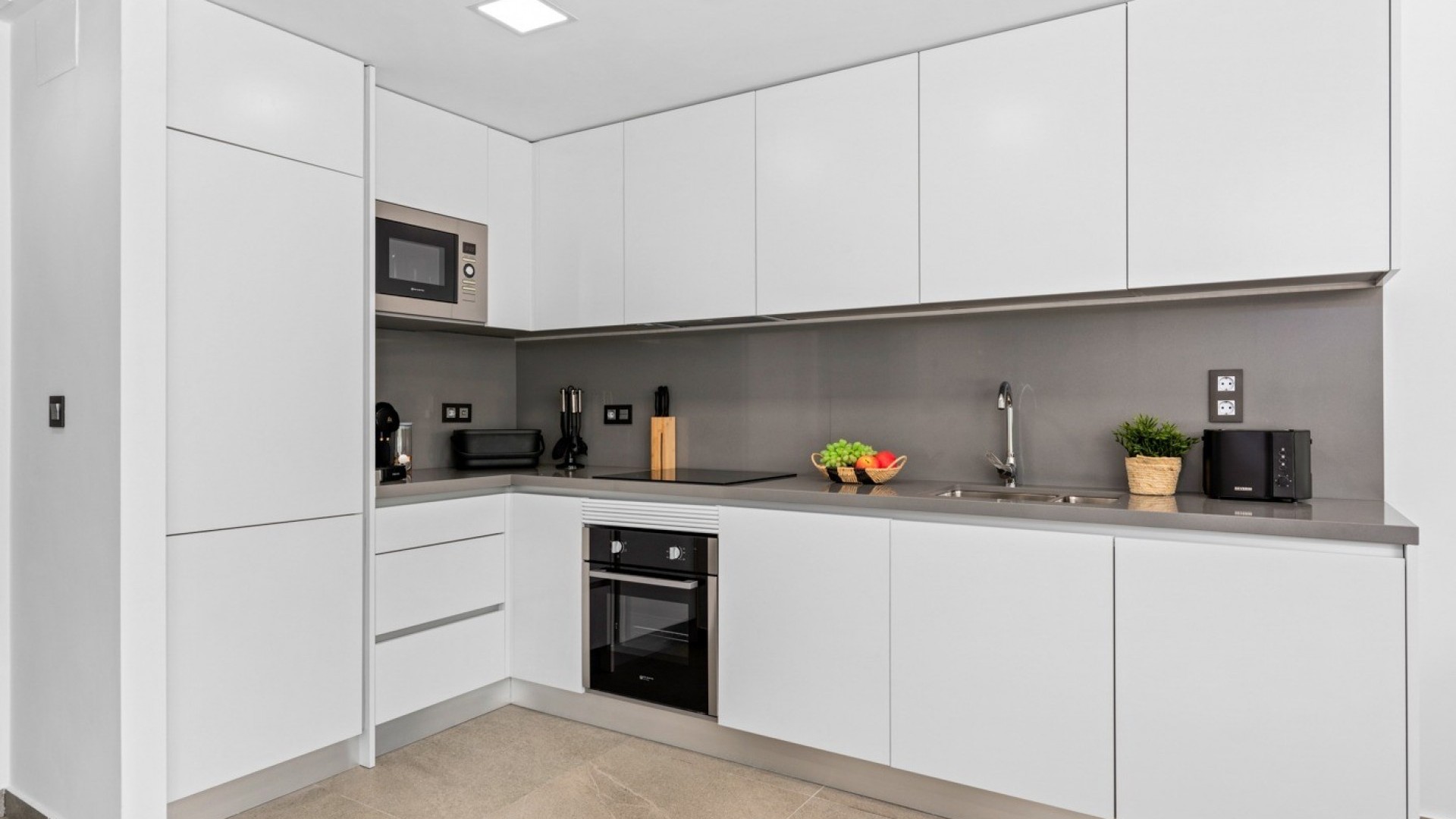 Herverkoop - Vrijstaande Villa -
Guardamar del Segura - EL RASO