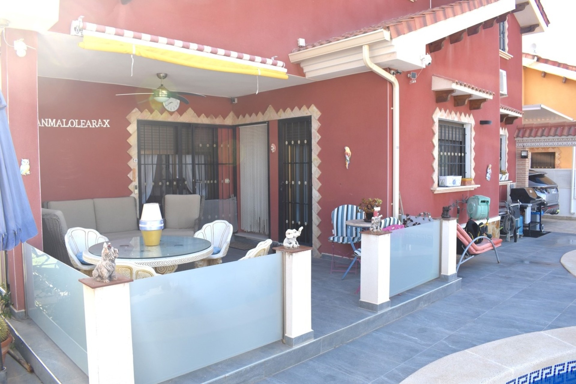 Herverkoop - Vrijstaande Villa -
Guardamar del Segura