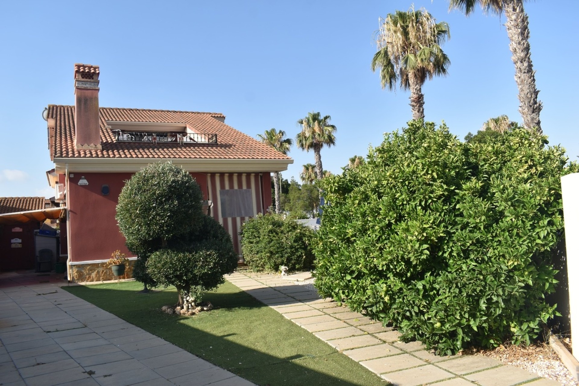 Herverkoop - Vrijstaande Villa -
Guardamar del Segura