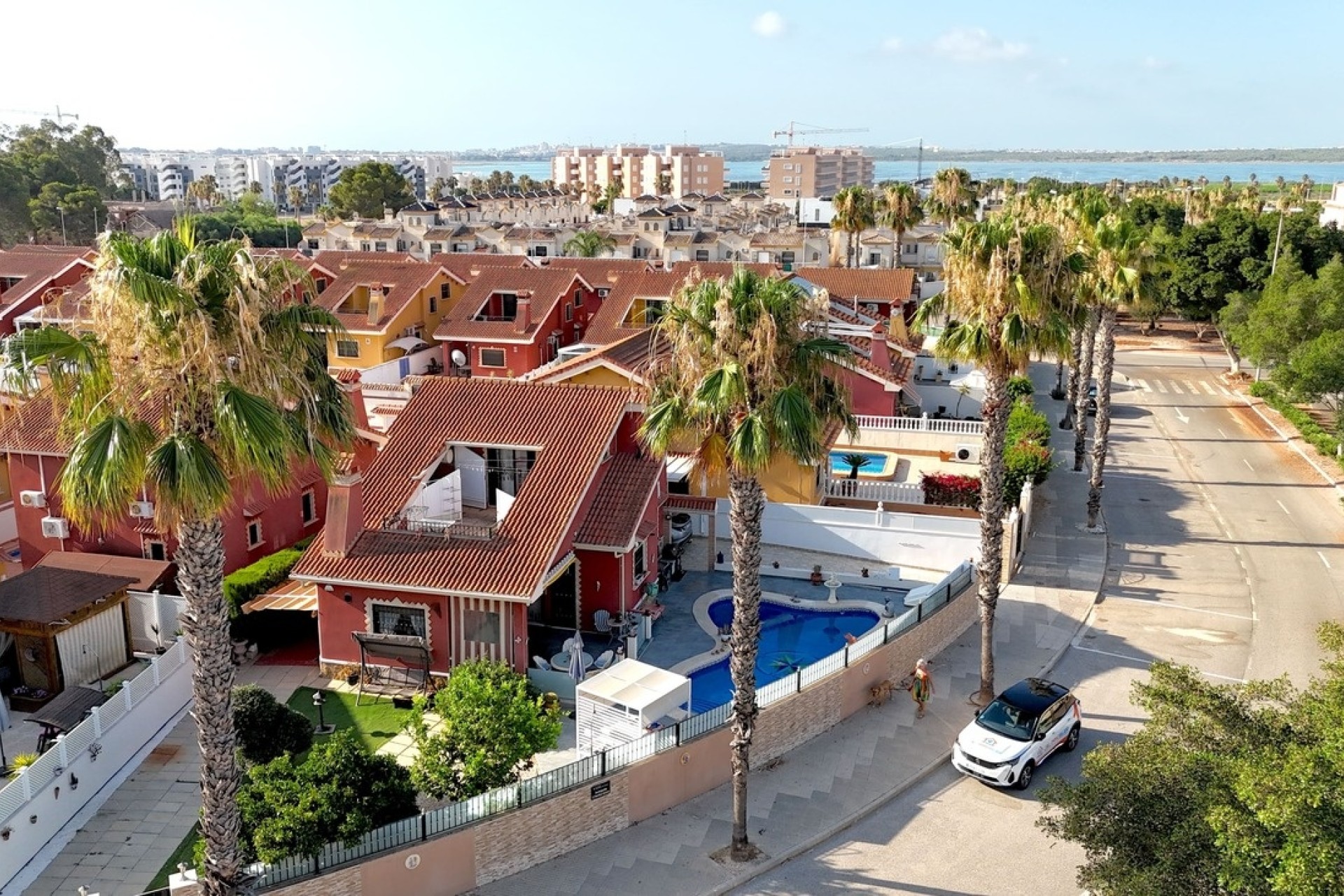 Herverkoop - Vrijstaande Villa -
Guardamar del Segura
