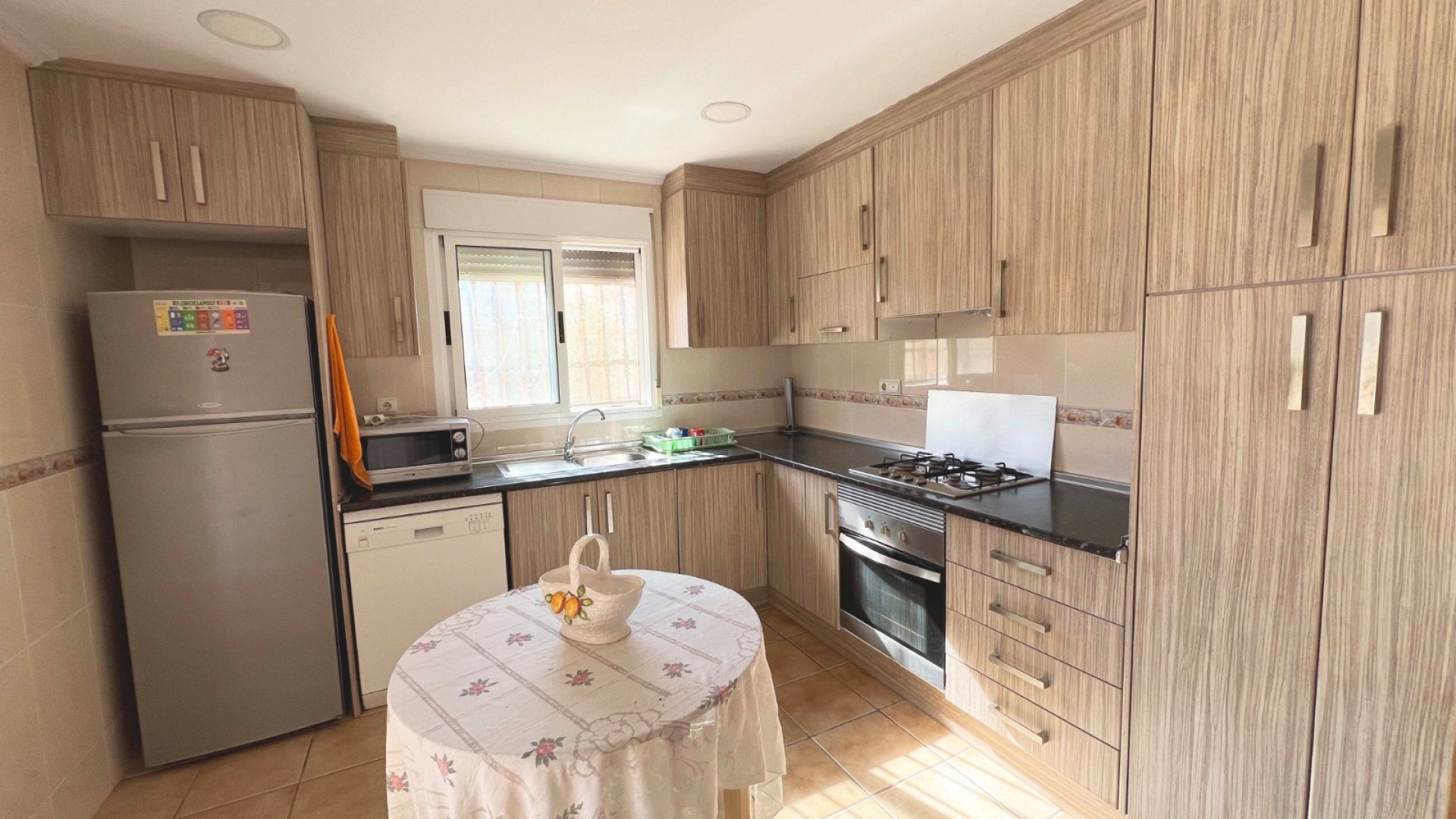 Herverkoop - Vrijstaande Villa -
Hondón de los Fráiles