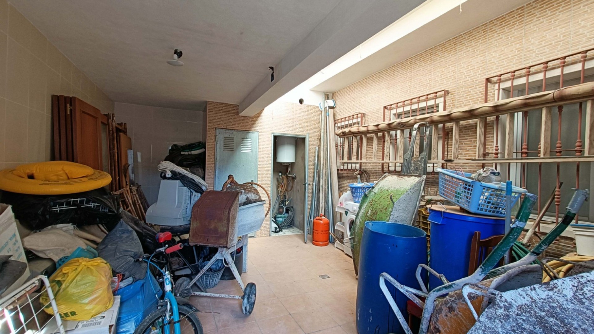 Herverkoop - Vrijstaande Villa -
Hondón de los Fráiles