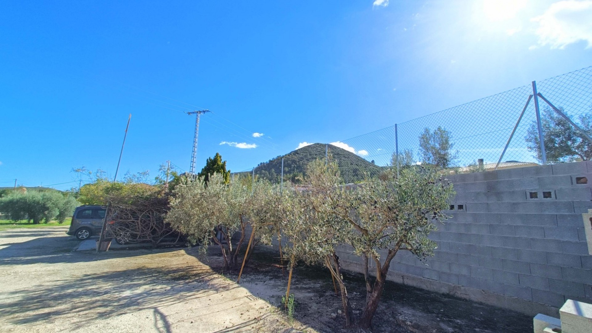 Herverkoop - Vrijstaande Villa -
Hondón de los Fráiles